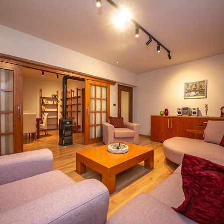 Blloku Unique Apartments 3 Tiranë Ngoại thất bức ảnh