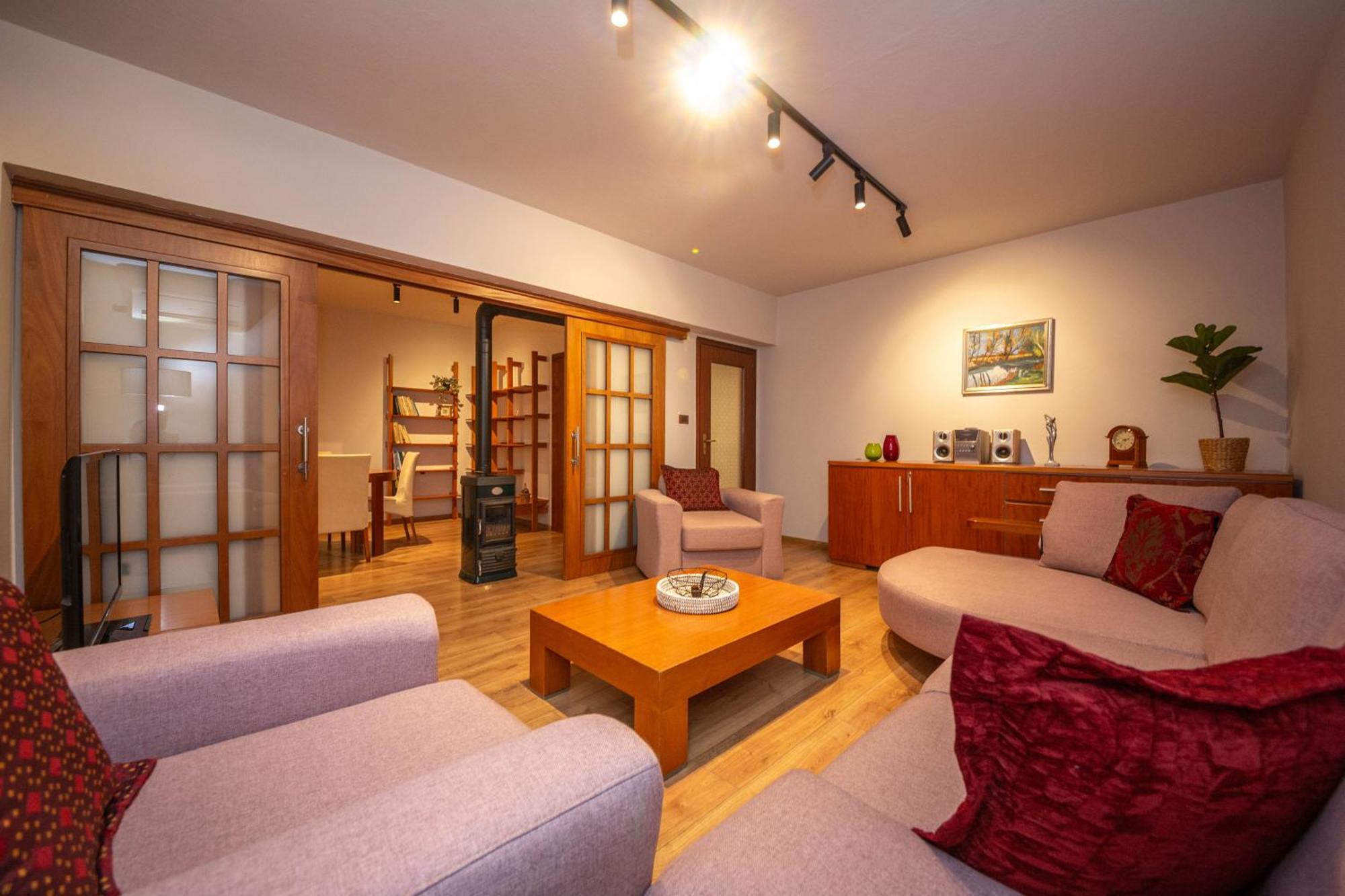 Blloku Unique Apartments 3 Tiranë Ngoại thất bức ảnh