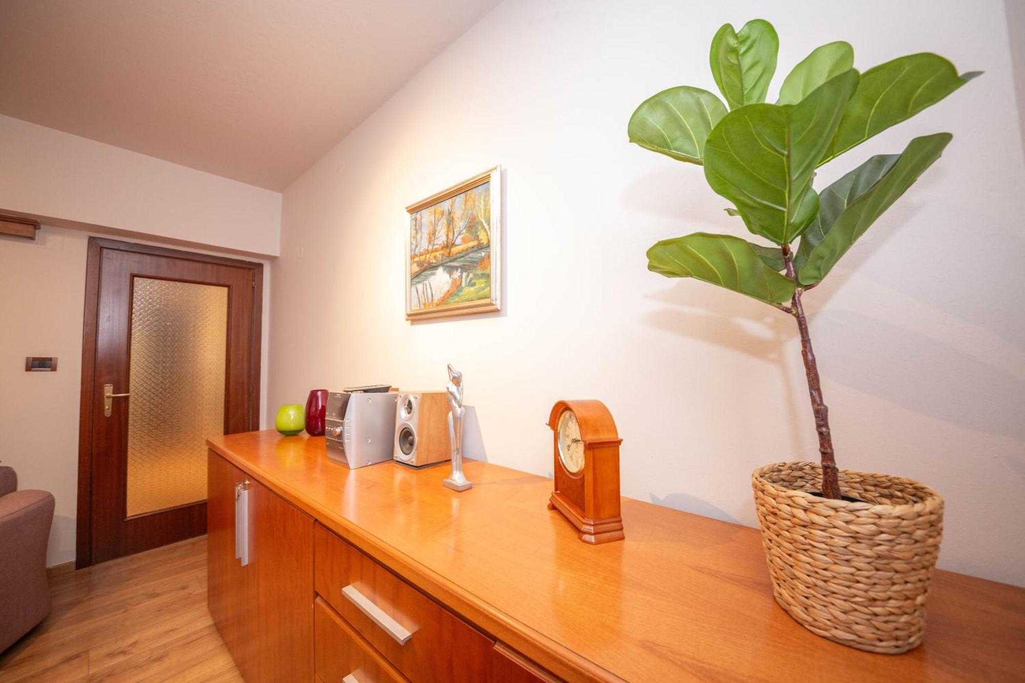 Blloku Unique Apartments 3 Tiranë Ngoại thất bức ảnh
